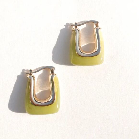 GreenāhoopāearringsāA262 - Picture 3 of 5